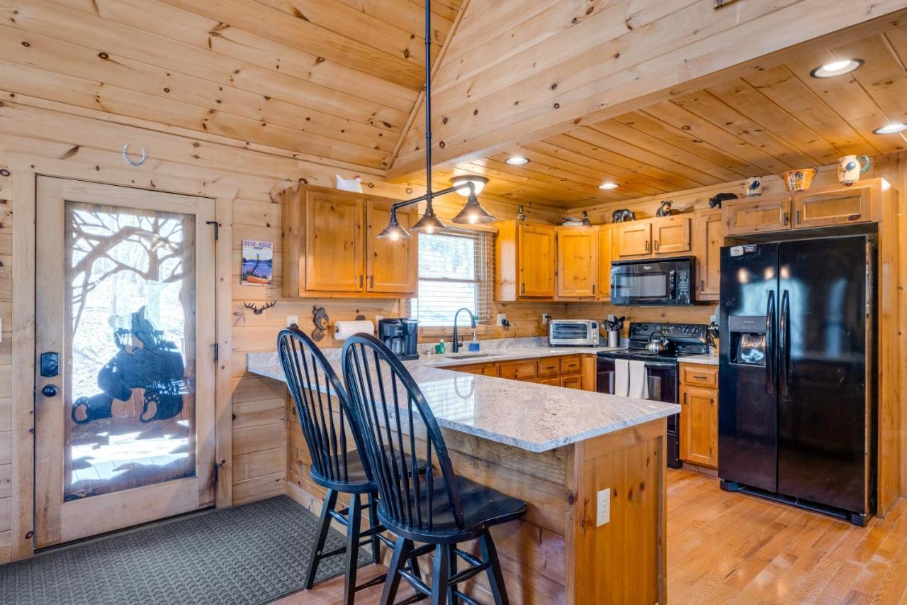 Blue Ridge Bear Bungalow מראה חיצוני תמונה