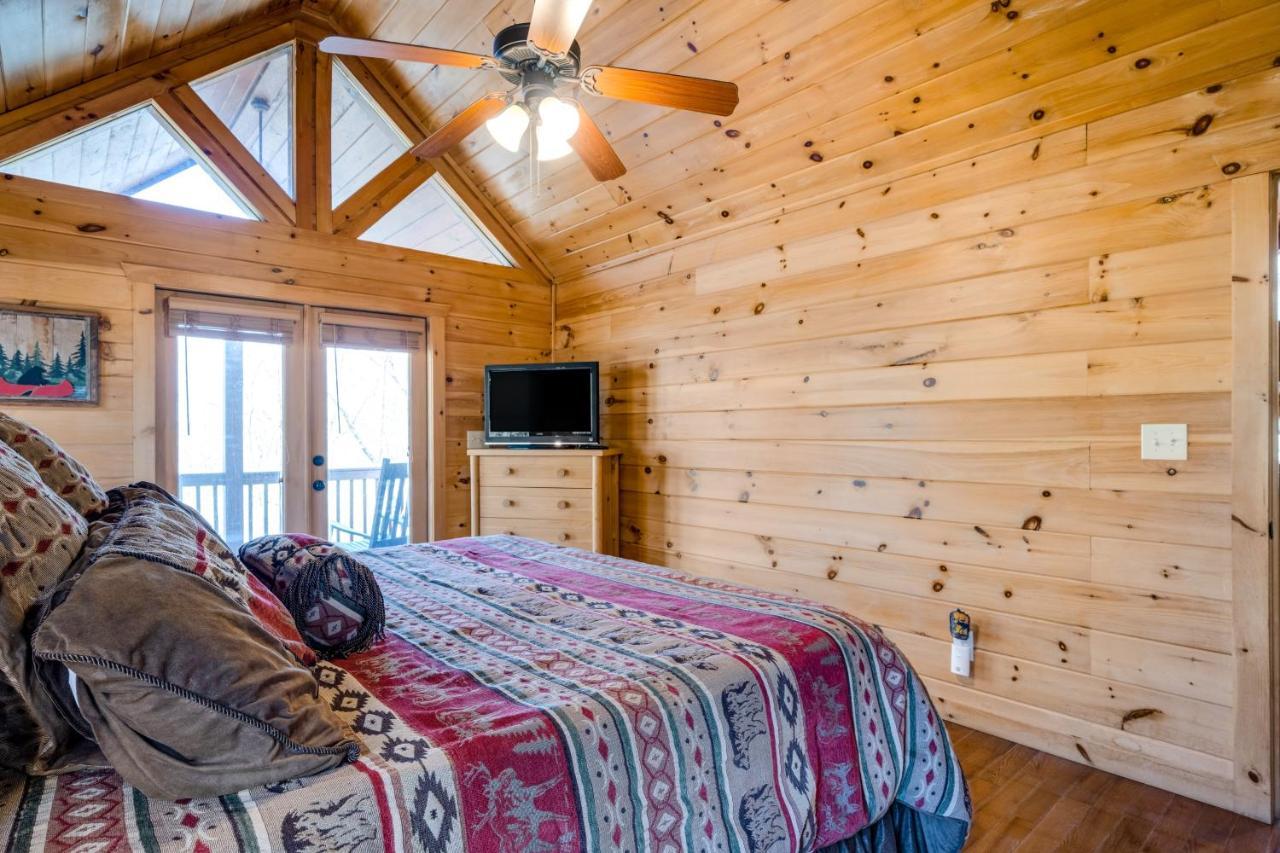 Blue Ridge Bear Bungalow מראה חיצוני תמונה